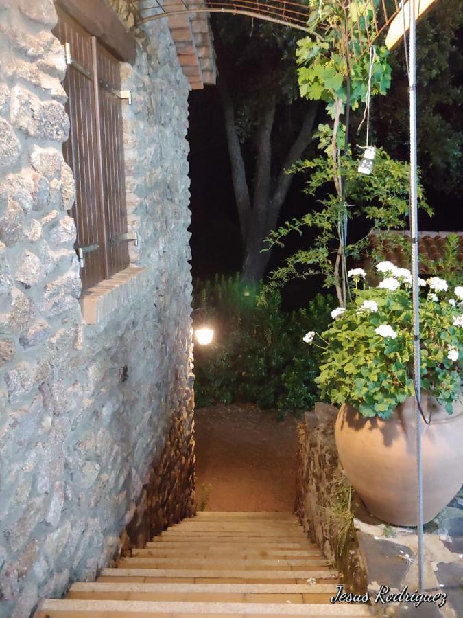 La Simona Casa Rural Perales del Puerto Exteriör bild