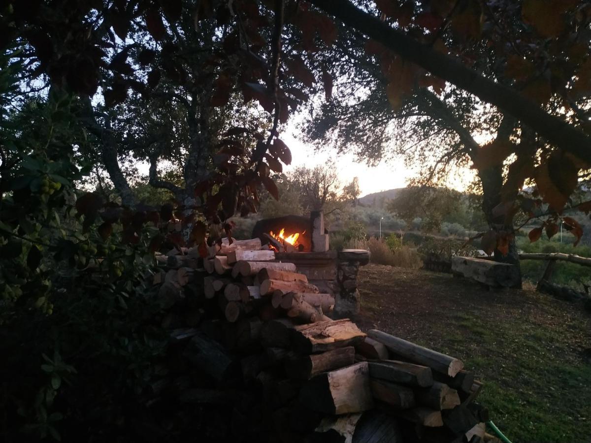 La Simona Casa Rural Perales del Puerto Exteriör bild